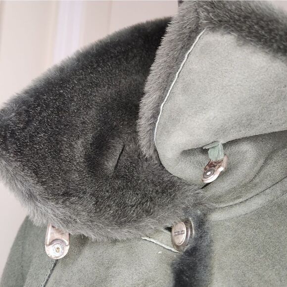 Vintage wool sheerling coat - Picture 7 of 15